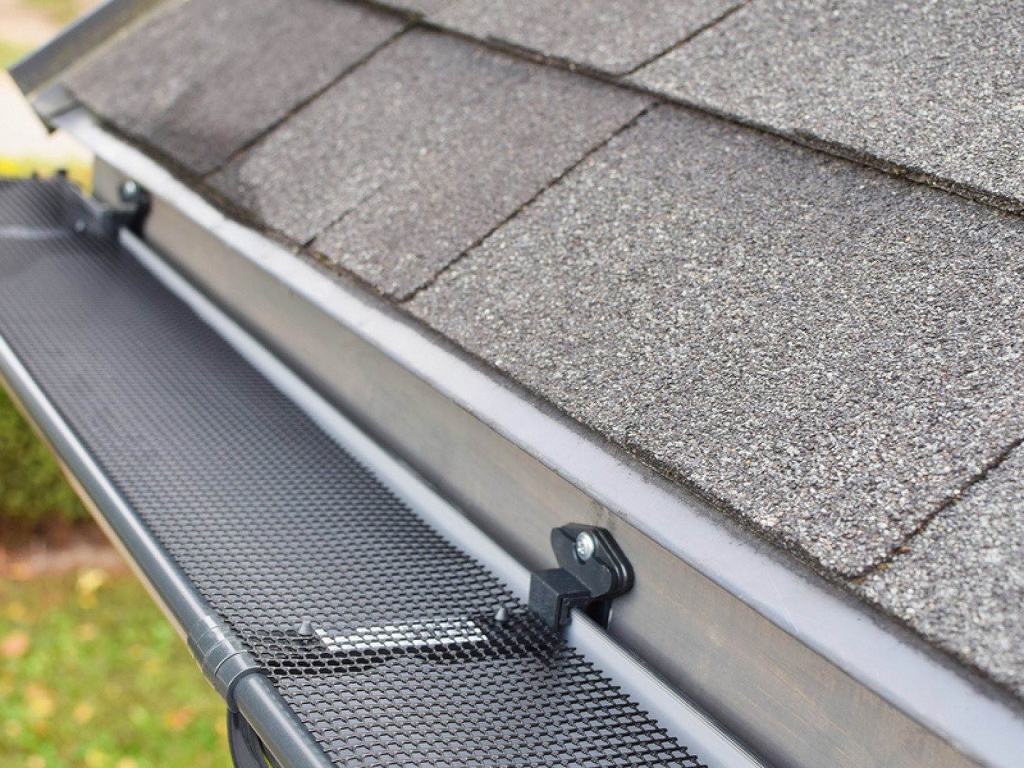 Gutter Installation Services Barrington & Palatine, IL R. Celeste